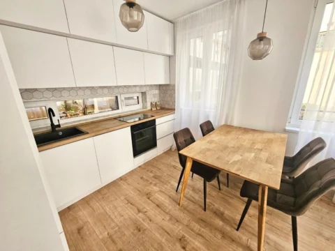Stylish 2 Bedroom Apartment for Rent in CORVIN Promeande – at Fontana builidng- close to SEMMELWEIS University